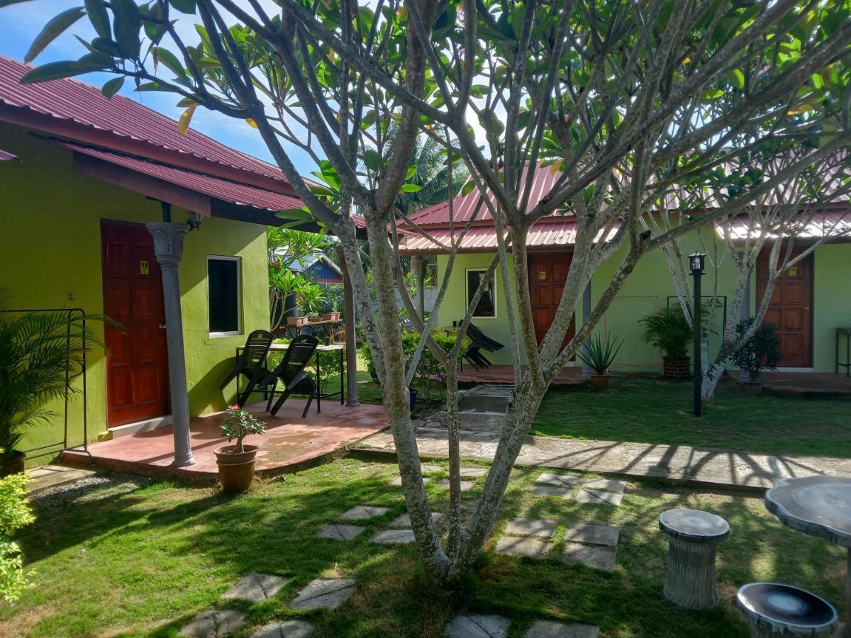Motel Aurora Damai Pantai Cenang  Exterior foto